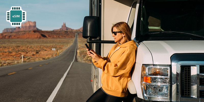 a women using mobile phone